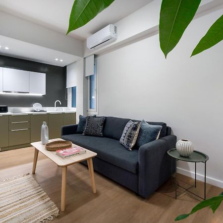 Central Bliss Apartments By Upstreet Афины Экстерьер фото